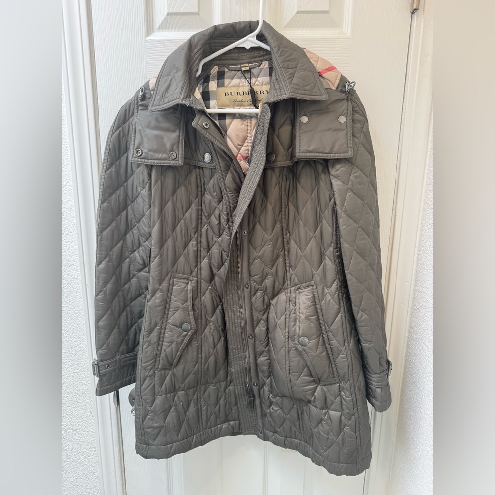 Burberry quilted jacket NWT